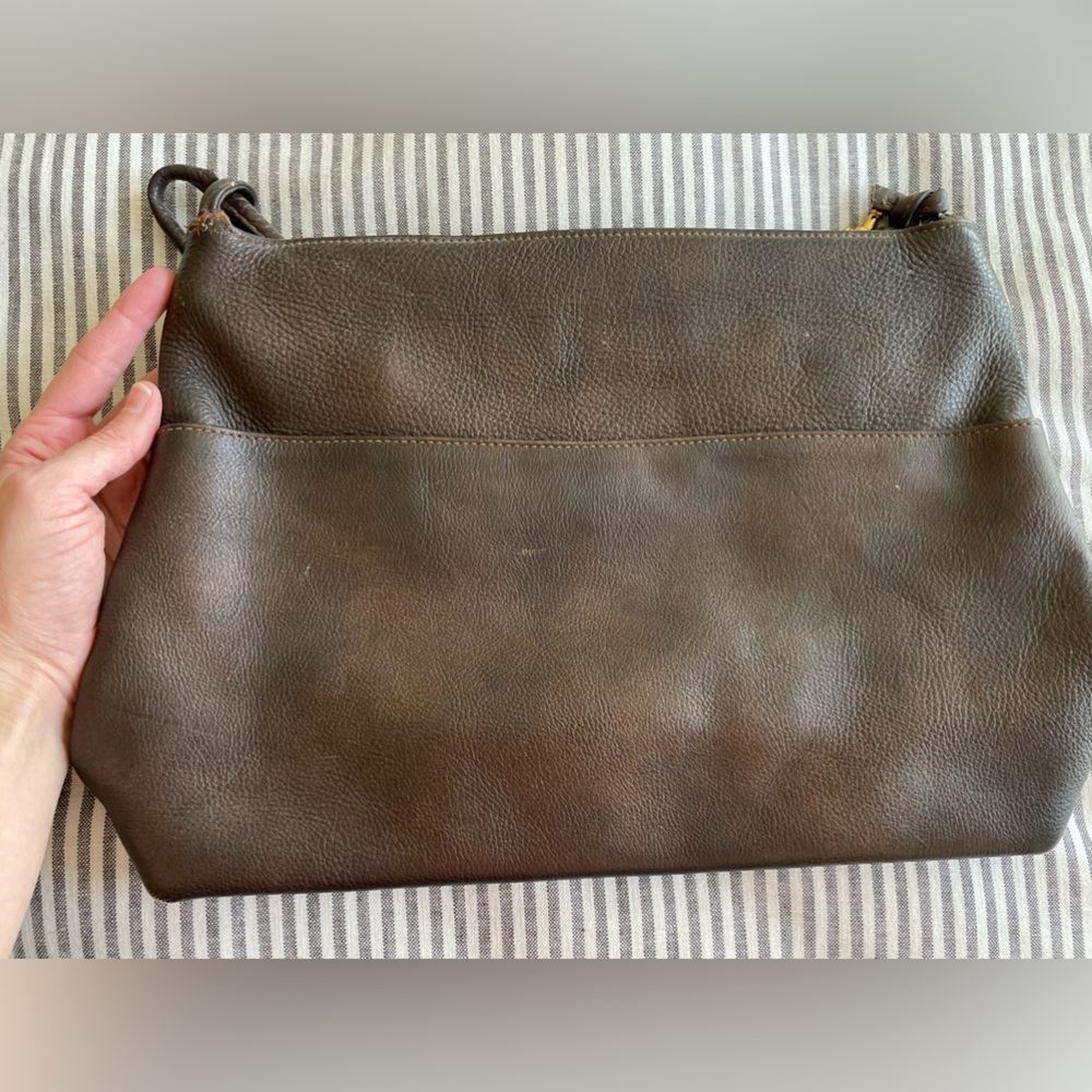 Vintage brown leather should bag
